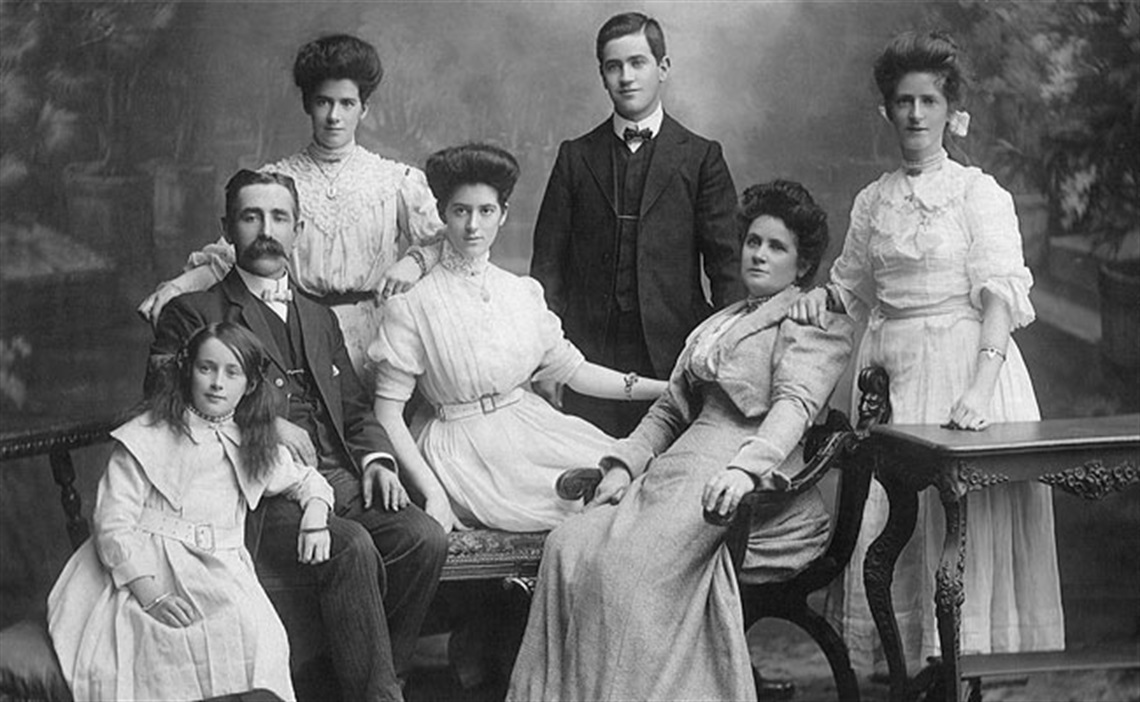 familyhistory650x400.jpg